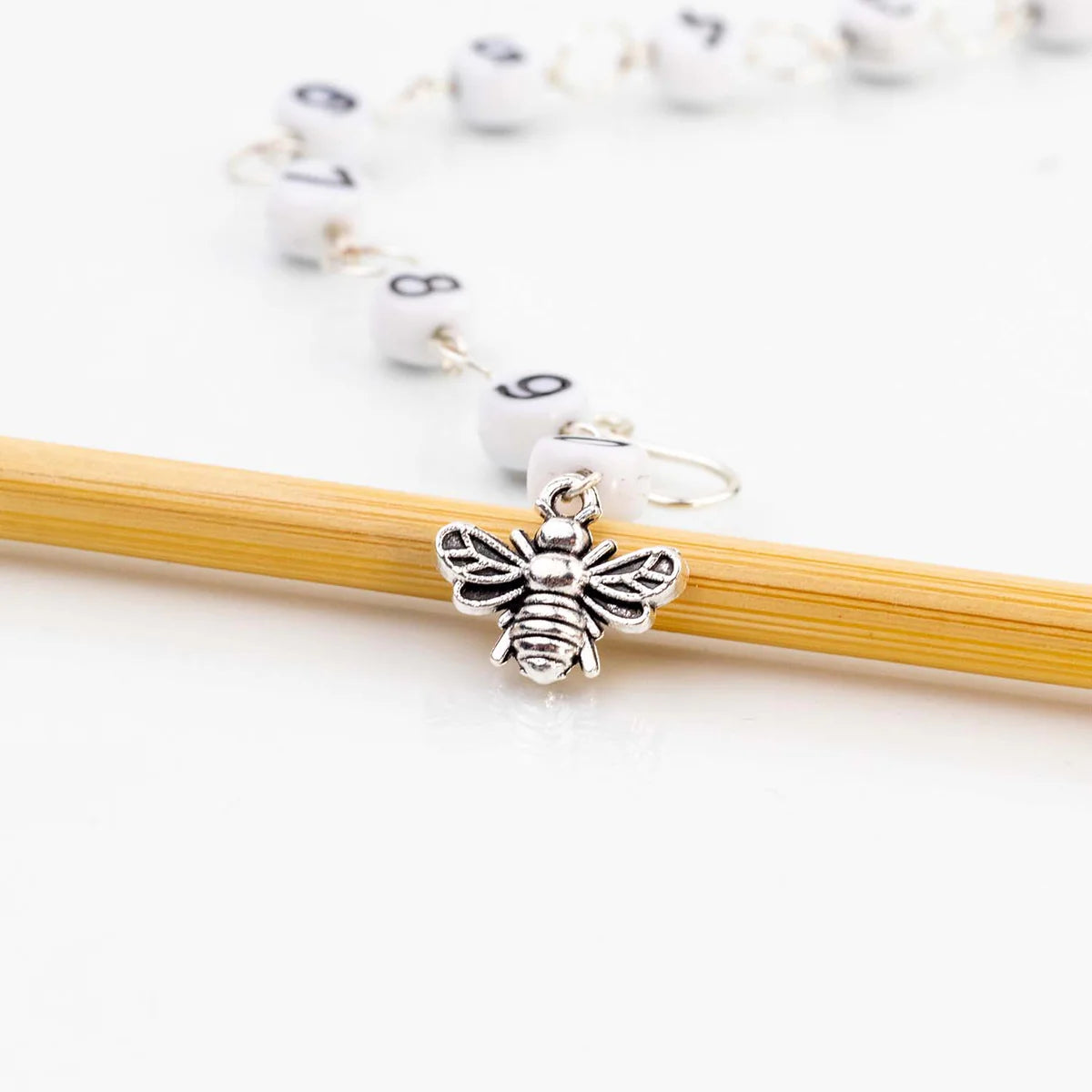 Snag Free Row Counter Silver Bee