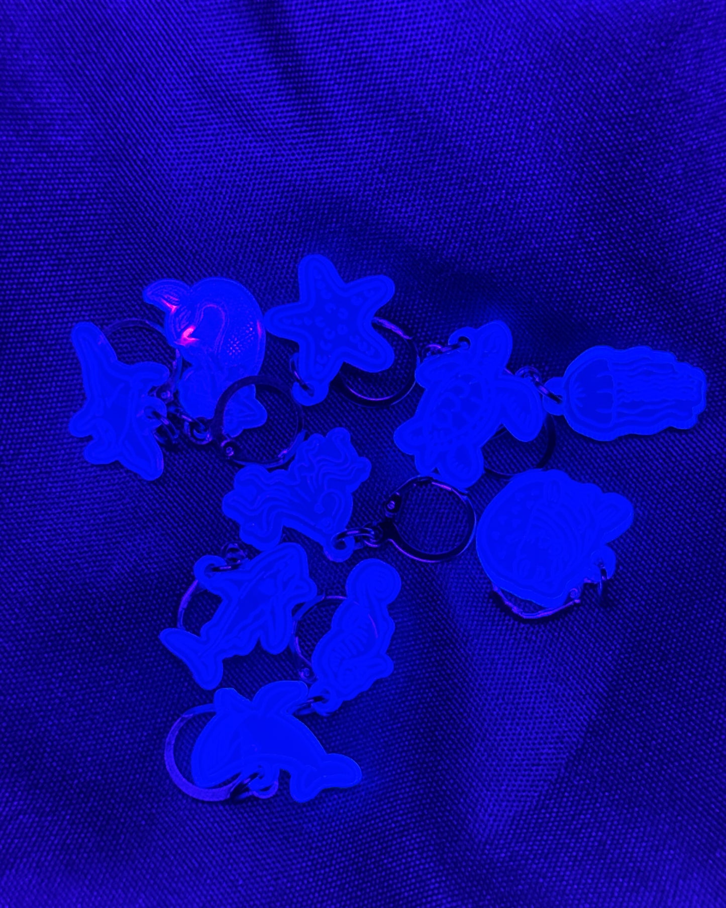 UV Reactive Stitch Markers